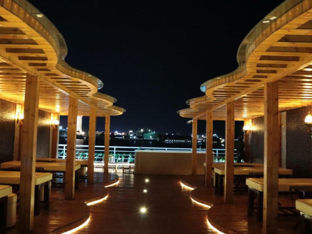 Jwm Hotel And Casino Сиануквиль Экстерьер фото